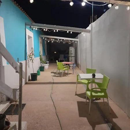 Tropicana One Bedroom Flat T1 With Ac Portatil, Garden And Parking Place Albufeira