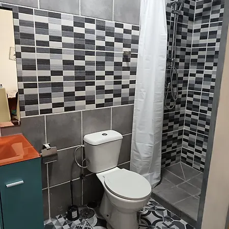 Bali Tropicana One Bedroom Flat T1 With Ac Portatil, Garden, Parking Place