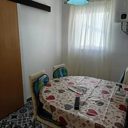 Apartment Bali Tropicana One Bedroom Flat T1 With Ac Portatil, Garden, Parking Place Albufeira
