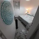 Tropicana One Bedroom Flat T1 With Ac Portatil, Garden And Parking Place 아파트